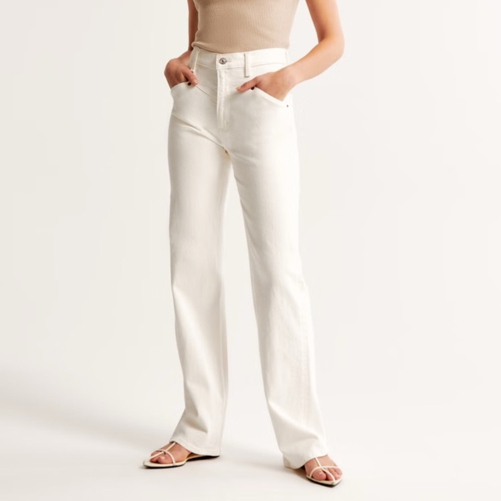 Abercrombie 90s relaxed high rise jeans white - sz 6 Long curve love